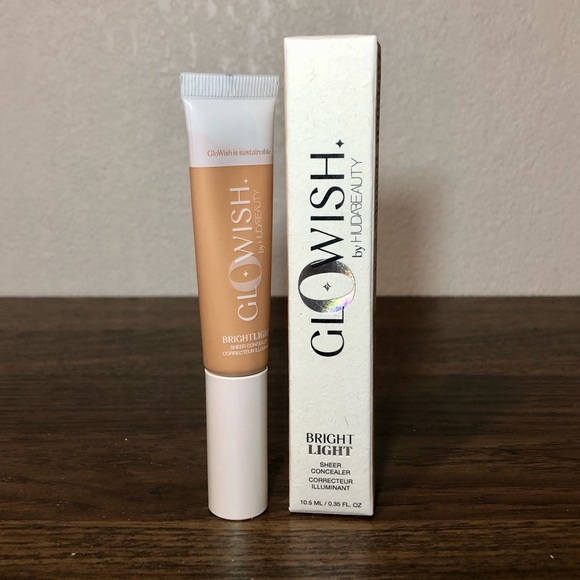 Huda Beauty GloWish Bright Light Hydrating Sheer Vegan Concealer in Light Medium - Picture 8 of 10
